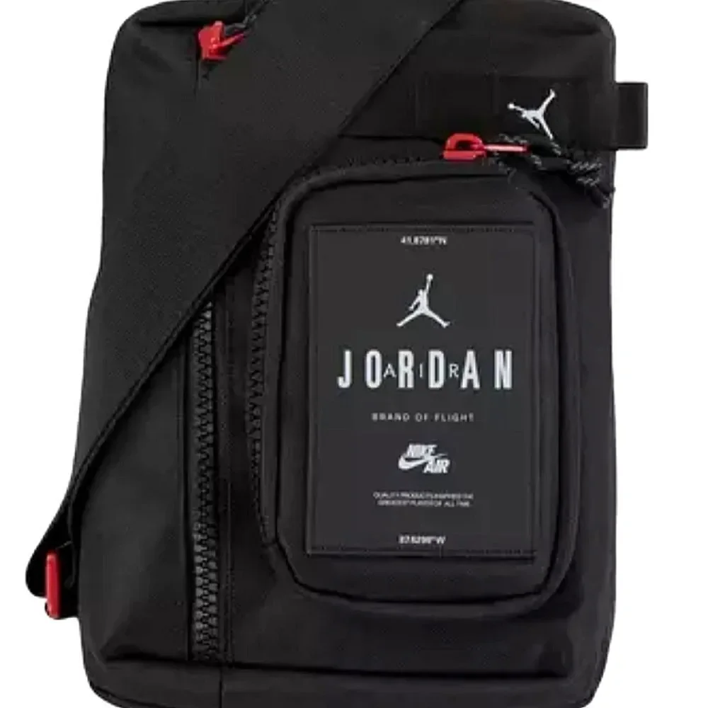 Jordan Hesi Crossbody Bag- Black